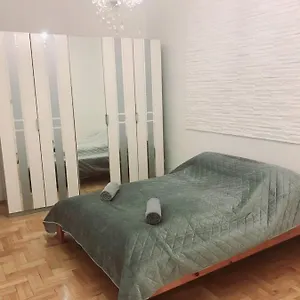  Apartman Happy In The Heart Of With 2